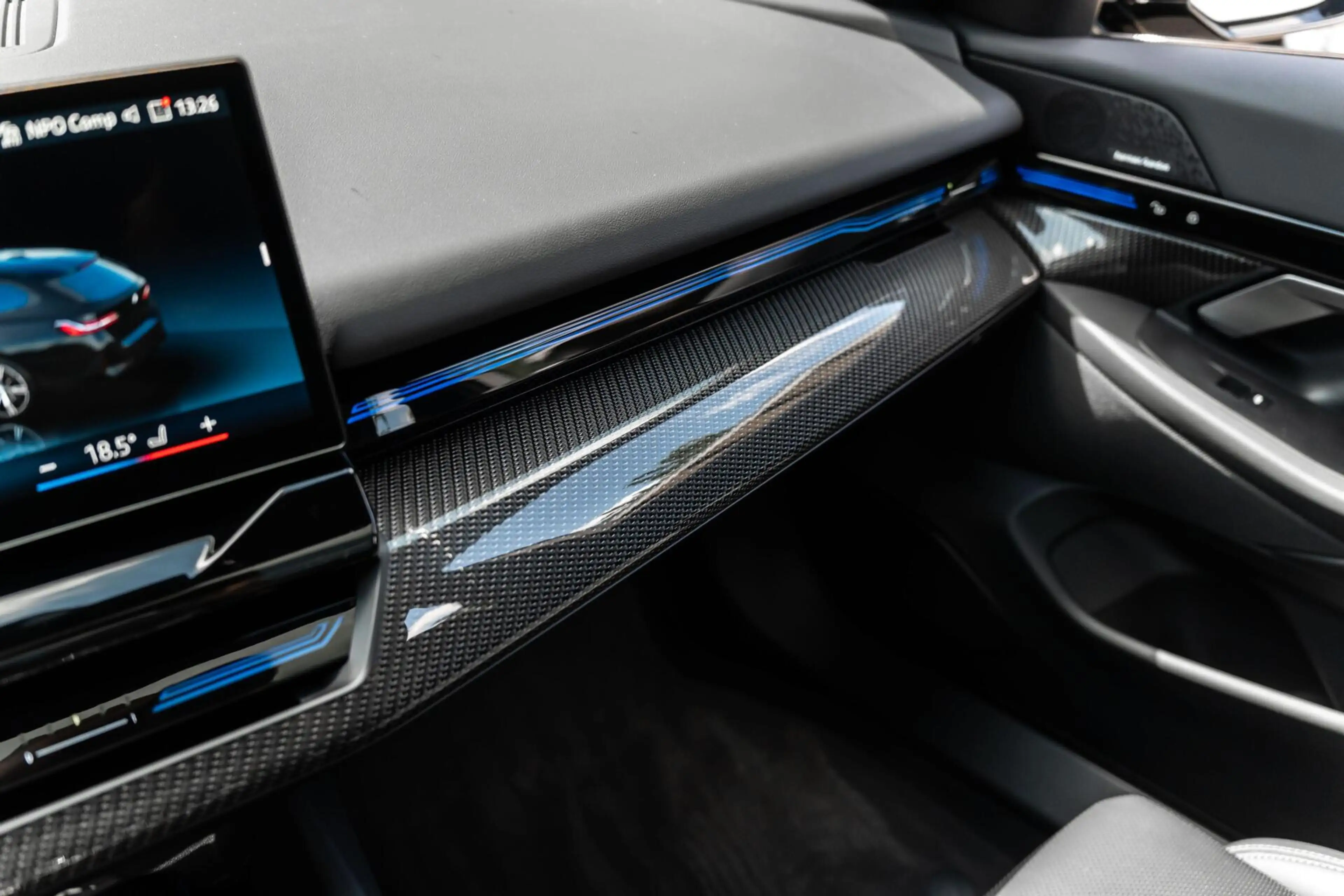 BMW 530 5-serie Touring 530e M Sport PRO 360 H&K HUD Trekh — photo 47