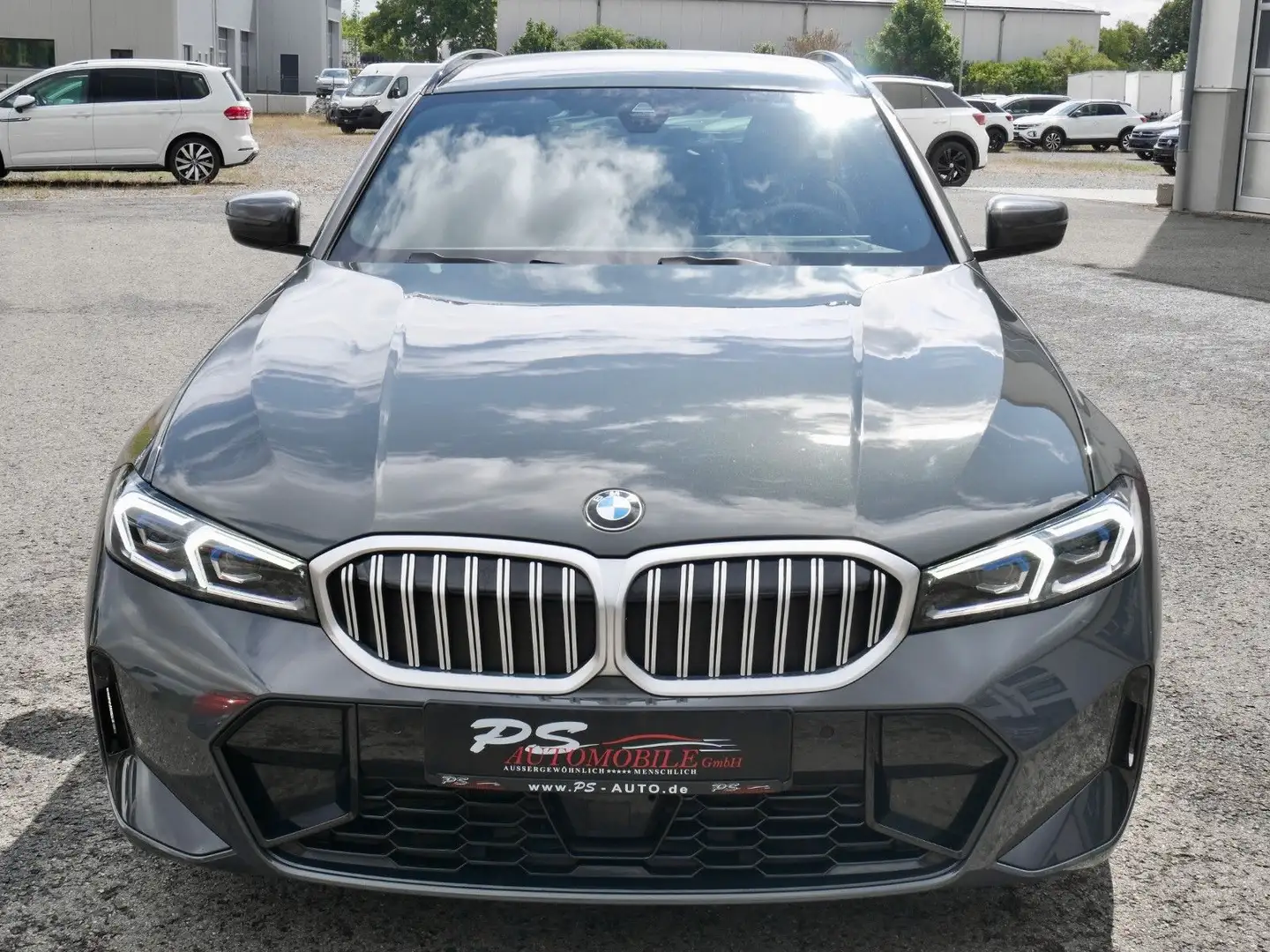 BMW 320 d xDrive Touring "M-Sport" ACC + HEAD UP Grau - 2