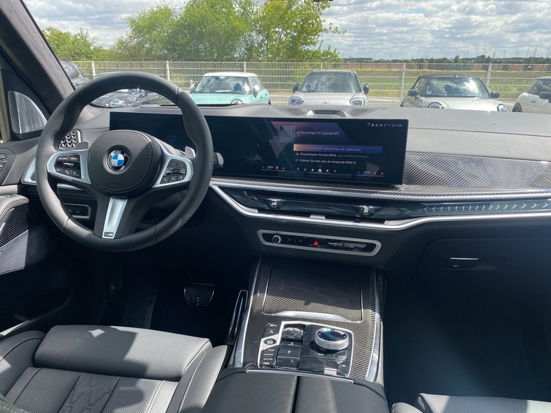 BMW X7 xDrive40d M Sportpaket B&W Surround DAB RFK — photo 10