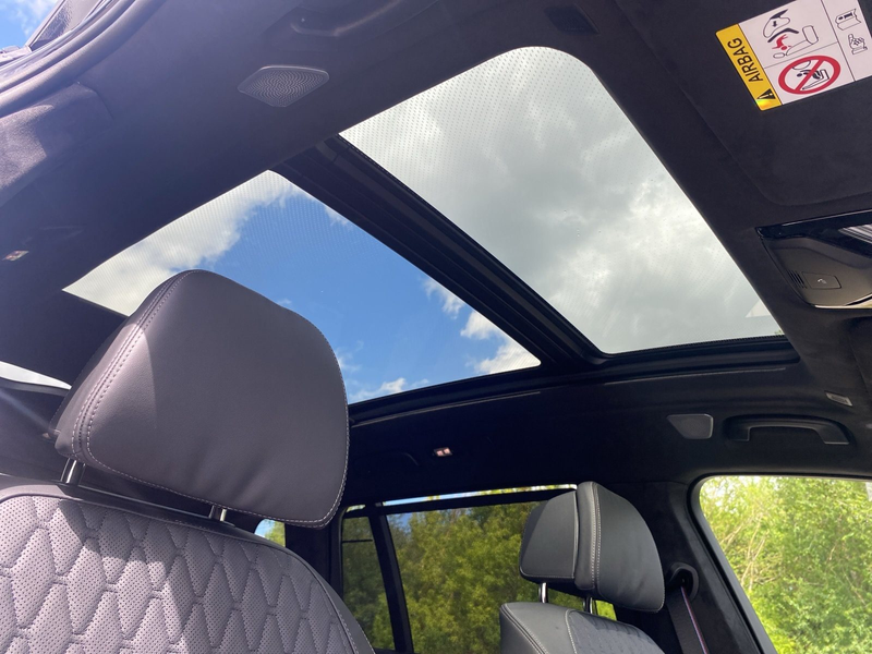 BMW X7 xDrive40d M Sportpaket B&W Surround DAB RFK — photo 14