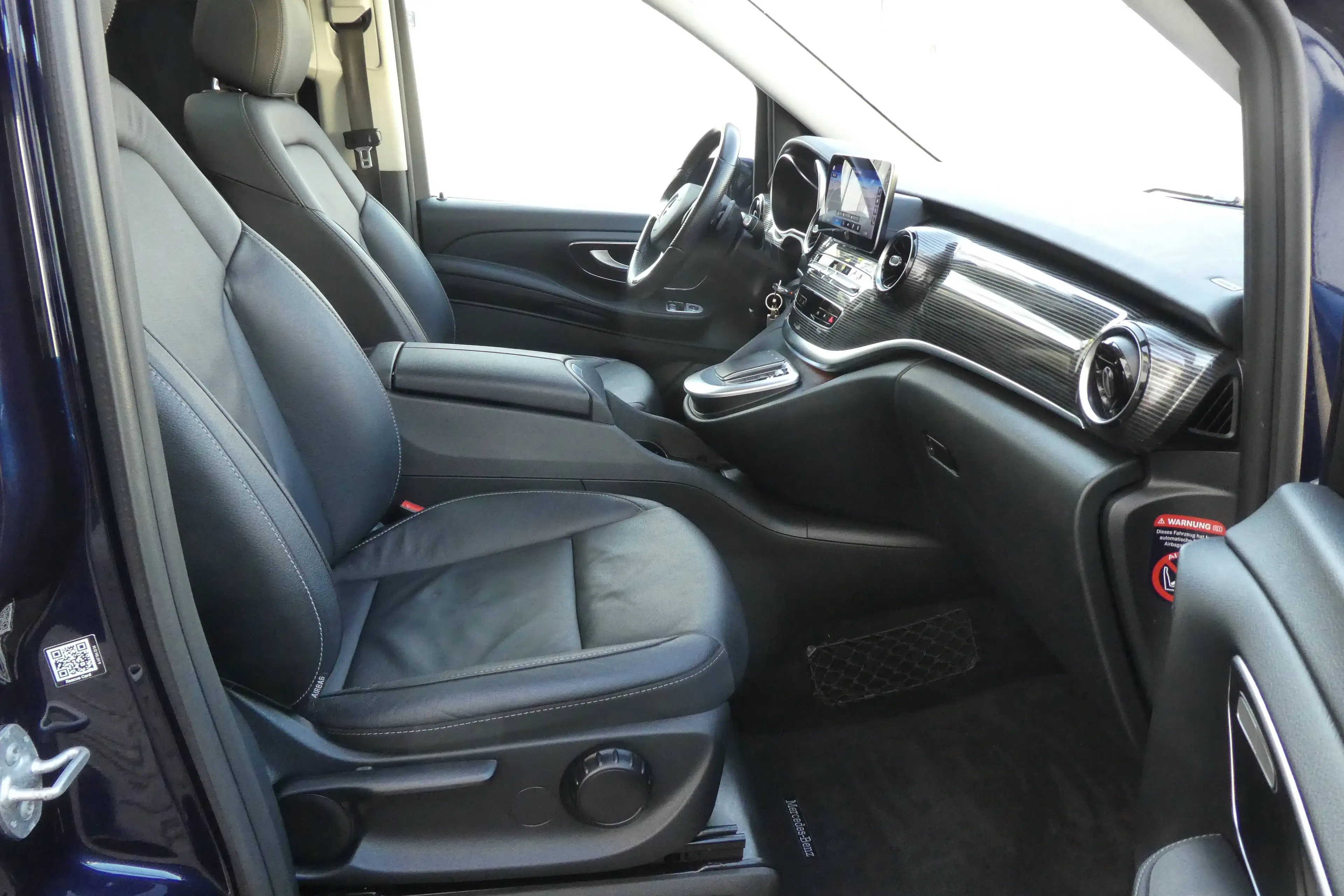 Mercedes-Benz EQV 300 Avantgarde Lang PANO+360+ILS+ACC+Garantie — photo 14