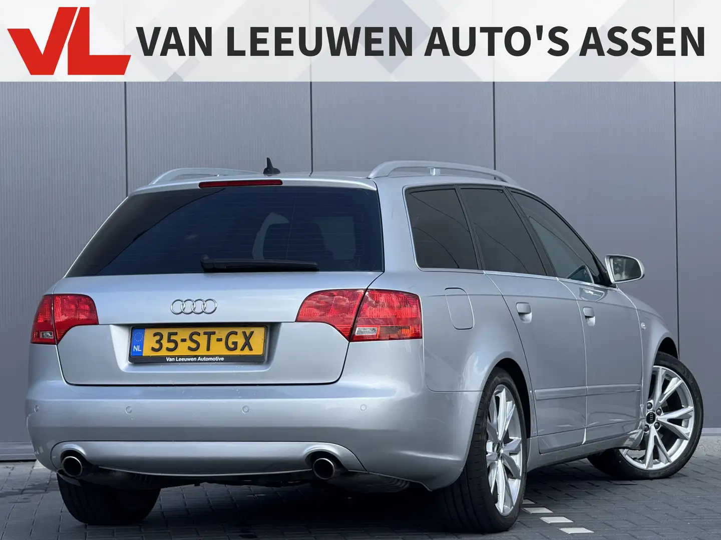Audi A4 Avant 3.2 FSI quattro Pro Line | Dealer onderhoude Gris - 2
