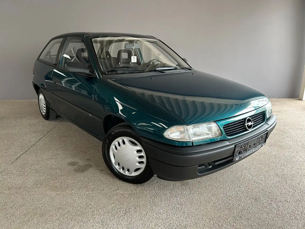 Opel Astra -F/Oldtimer/Schiebedach/39.577km/Kein Rost, foto 9