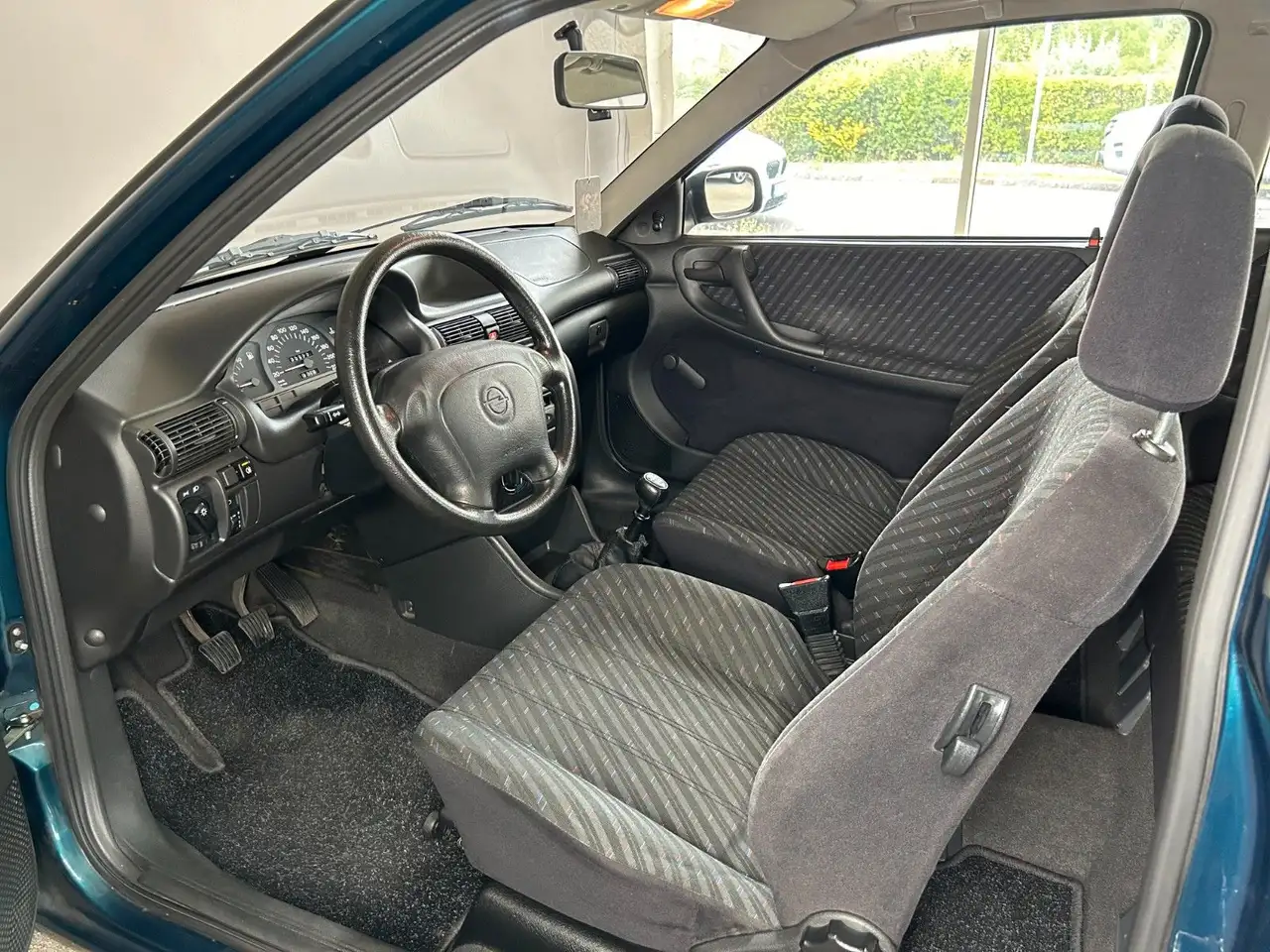 Opel Astra -F/Oldtimer/Schiebedach/39.577km/Kein Rost, foto 11