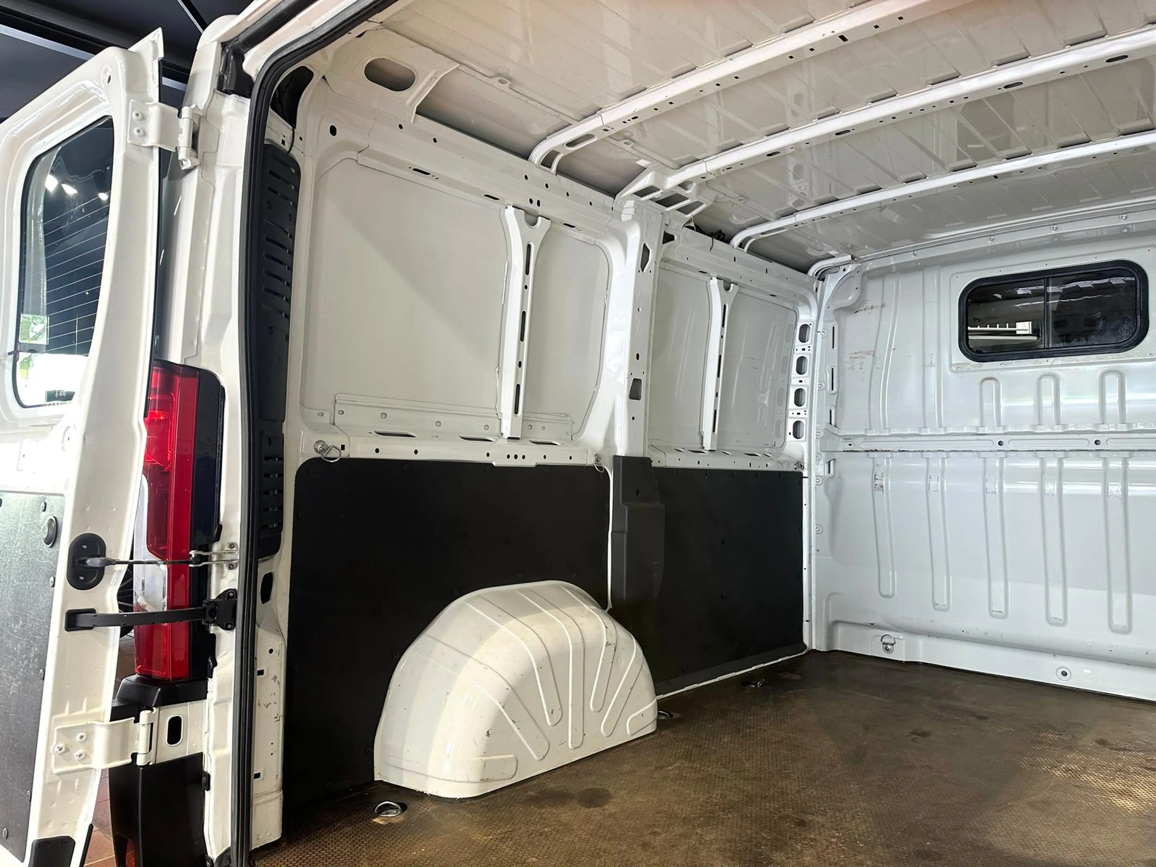 Citroen Jumper 2.2 HDI L1H1 KURZ KLIMA TEMPOMAT AHK2,5T KAMERA 3, — photo 14