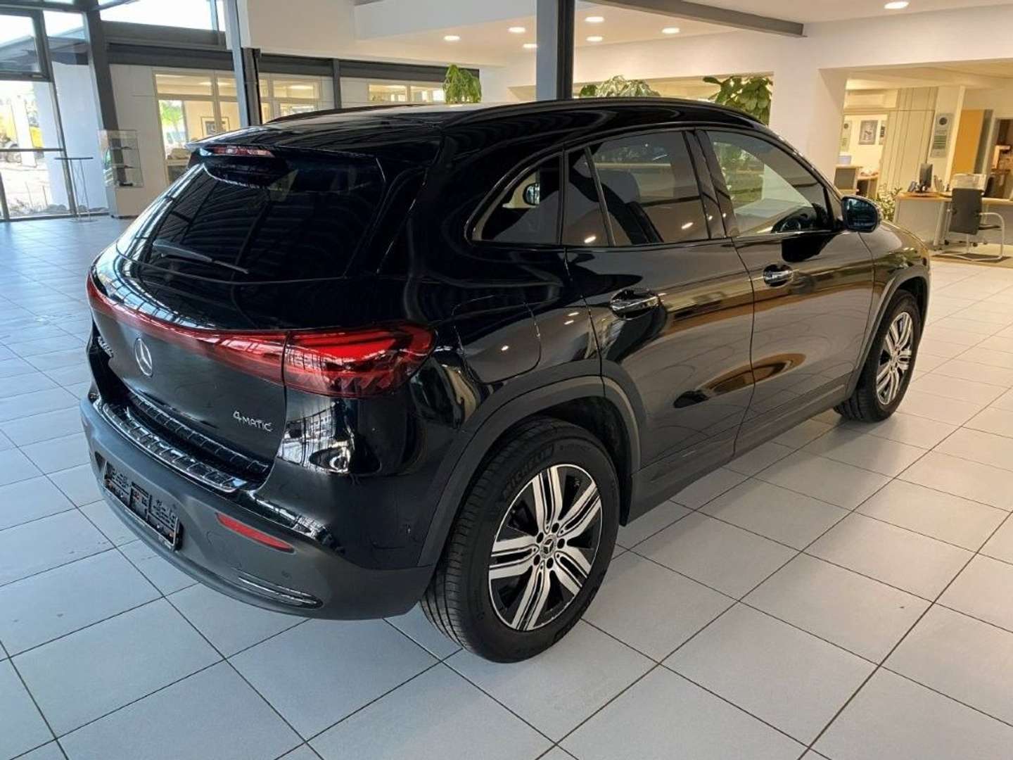 Mercedes EQA 300 Night Edition - - Joinsteer - #5