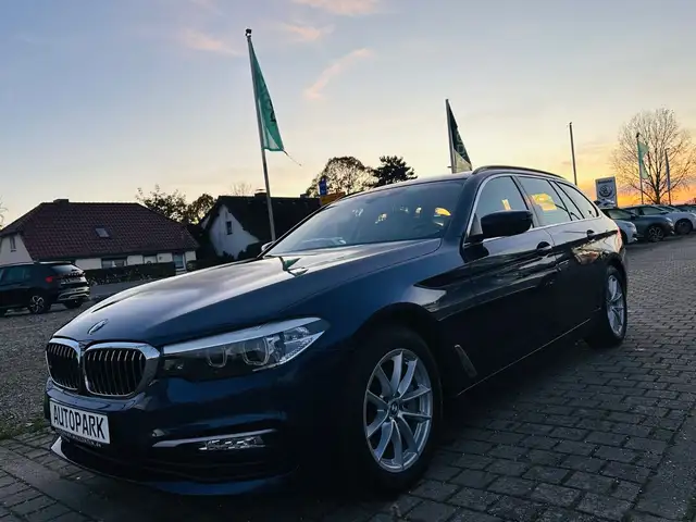 BMW 5 Series view 3