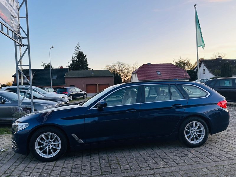 BMW 530 Touring 530 d xDrive *ALLRAD*LEDER*LED* — photo 4
