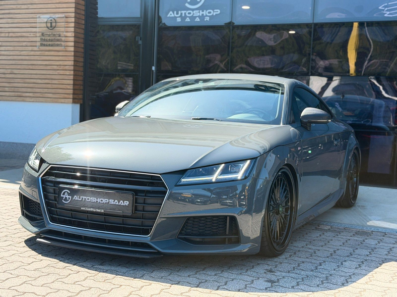 Audi TT Coupe 2.0 TFSI S-Line/ALCANTARA/Cockpit — photo 8
