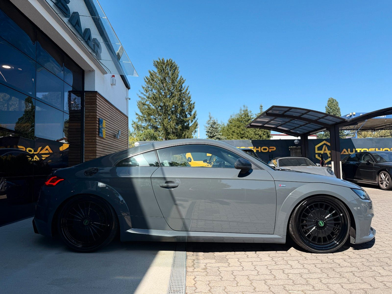Audi TT Coupe 2.0 TFSI S-Line/ALCANTARA/Cockpit — photo 9