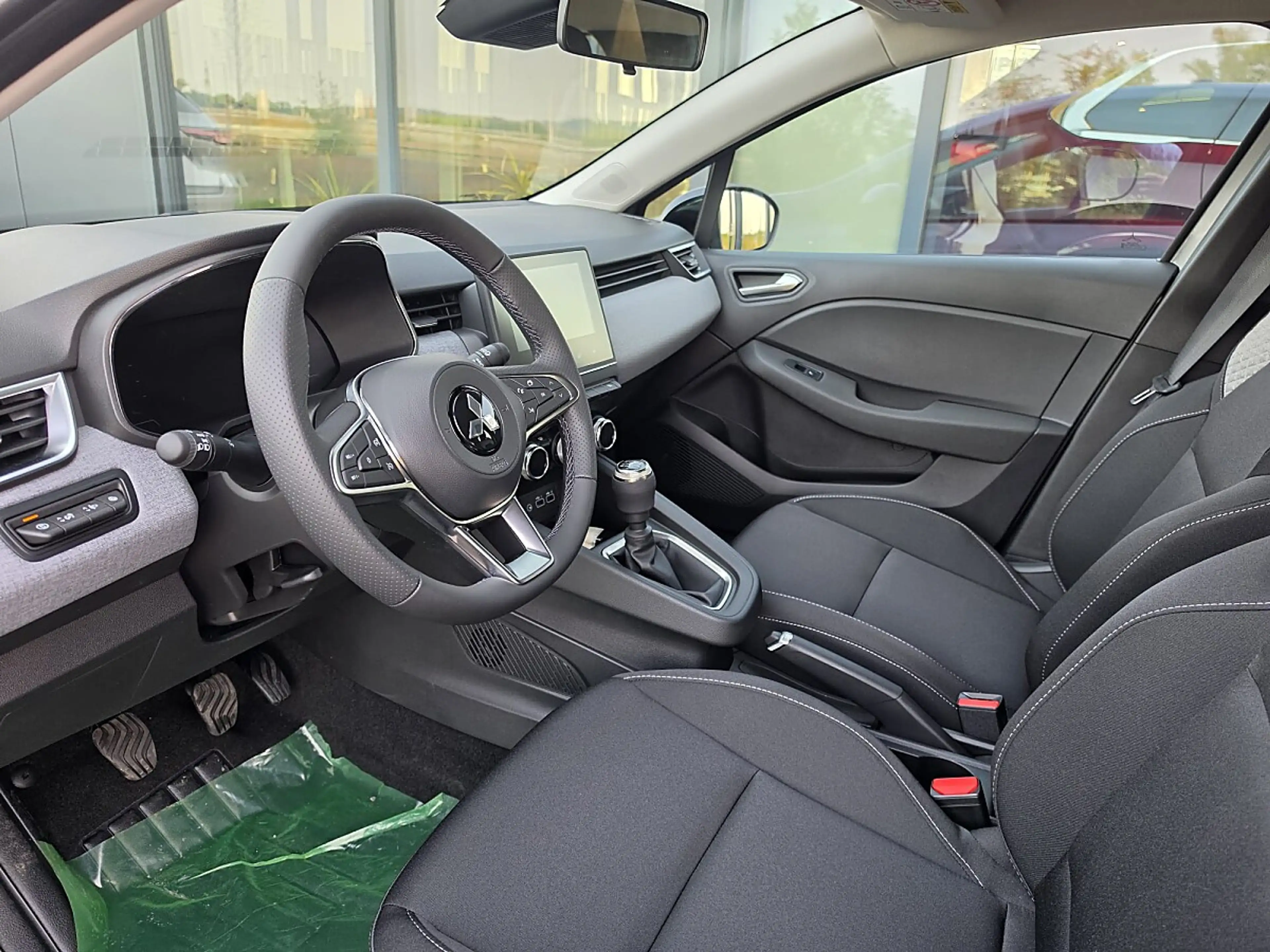 Mitsubishi Colt 1,0 MPI-T Invite — photo 8
