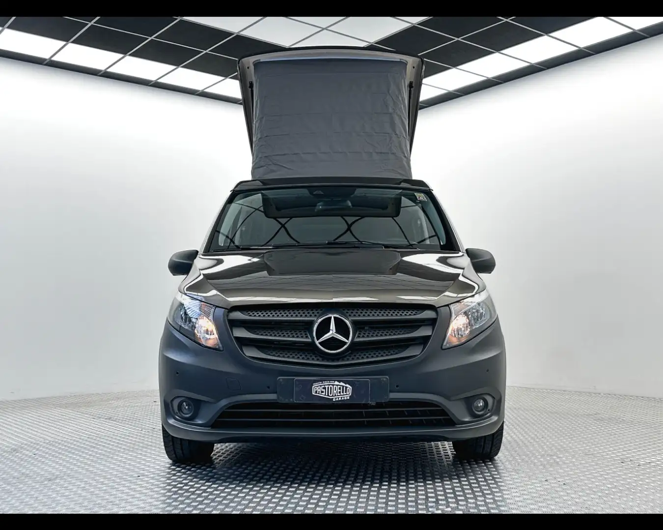 Mercedes-Benz V 250 d 4Matic BlueTEC Activity Automatico Marrone - 2