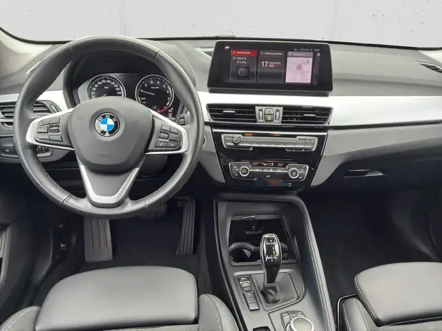 BMW X1 view 13