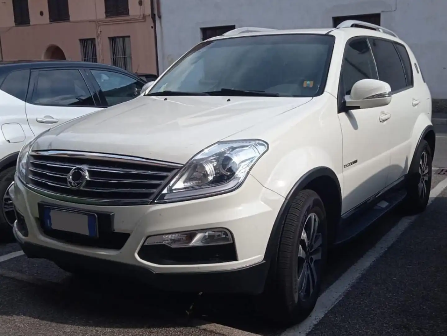 SsangYong Rexton Rexton 2.0 xdi Classy 4wd Bianco - 2