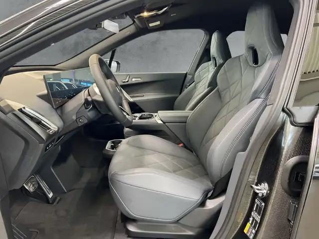 BMW Ix view 8