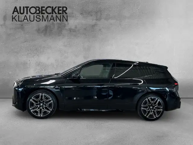 BMW Ix view 3