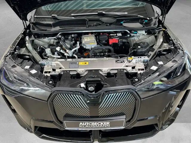 BMW Ix view 14