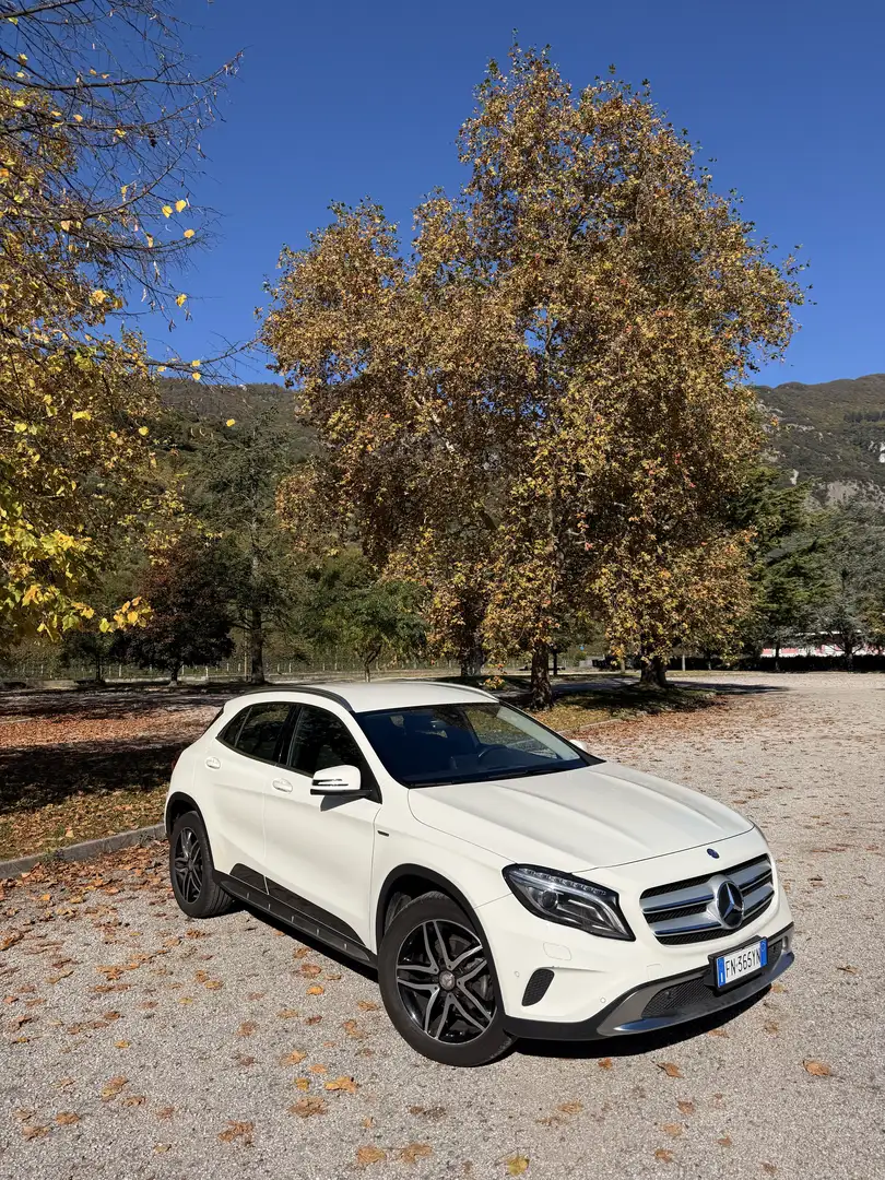 Mercedes-Benz GLA 220 d Enduro Activity 4matic 177cv auto - 1