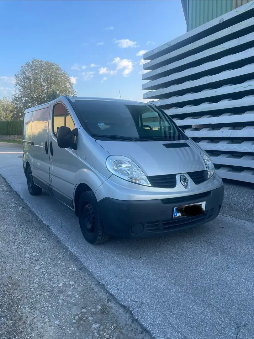 Renault Trafic L2H1 2,9t dCi 115 - 1