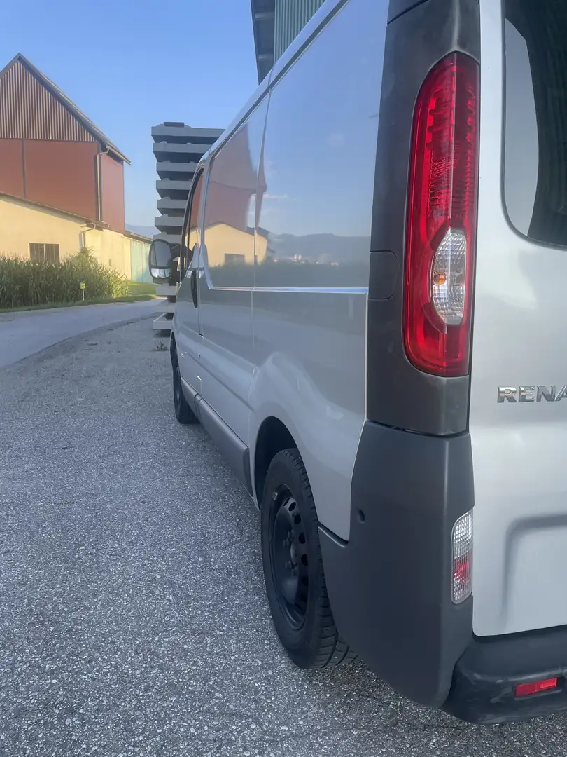 Renault Trafic L2H1 2,9t dCi 115 - 2