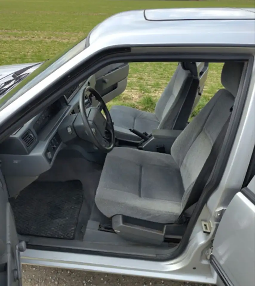 Volvo 940 GL, foto 6
