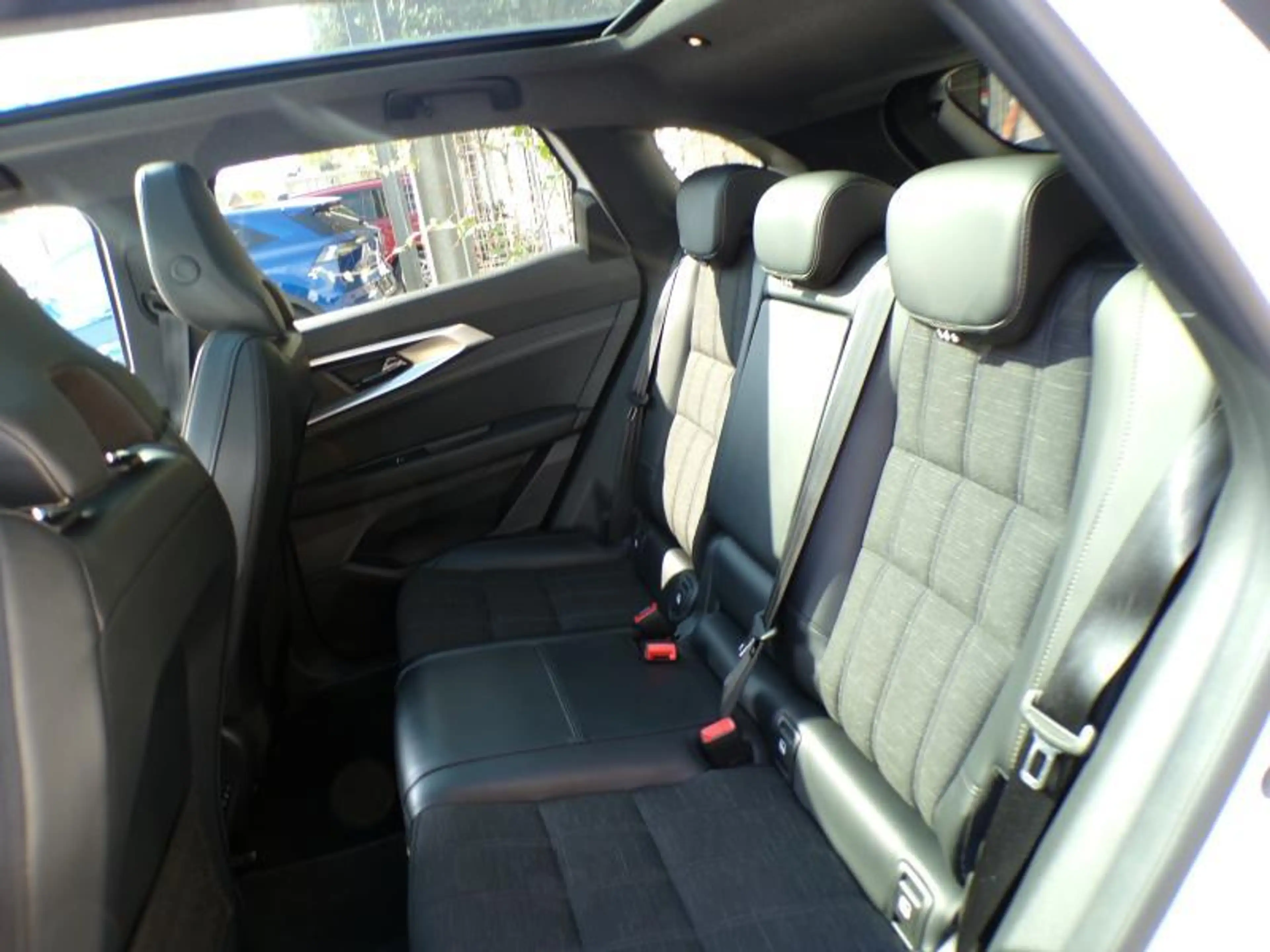 Renault Austral 1.2 200cv Automatique Hybride Blanc 05/24 65231km — photo 7