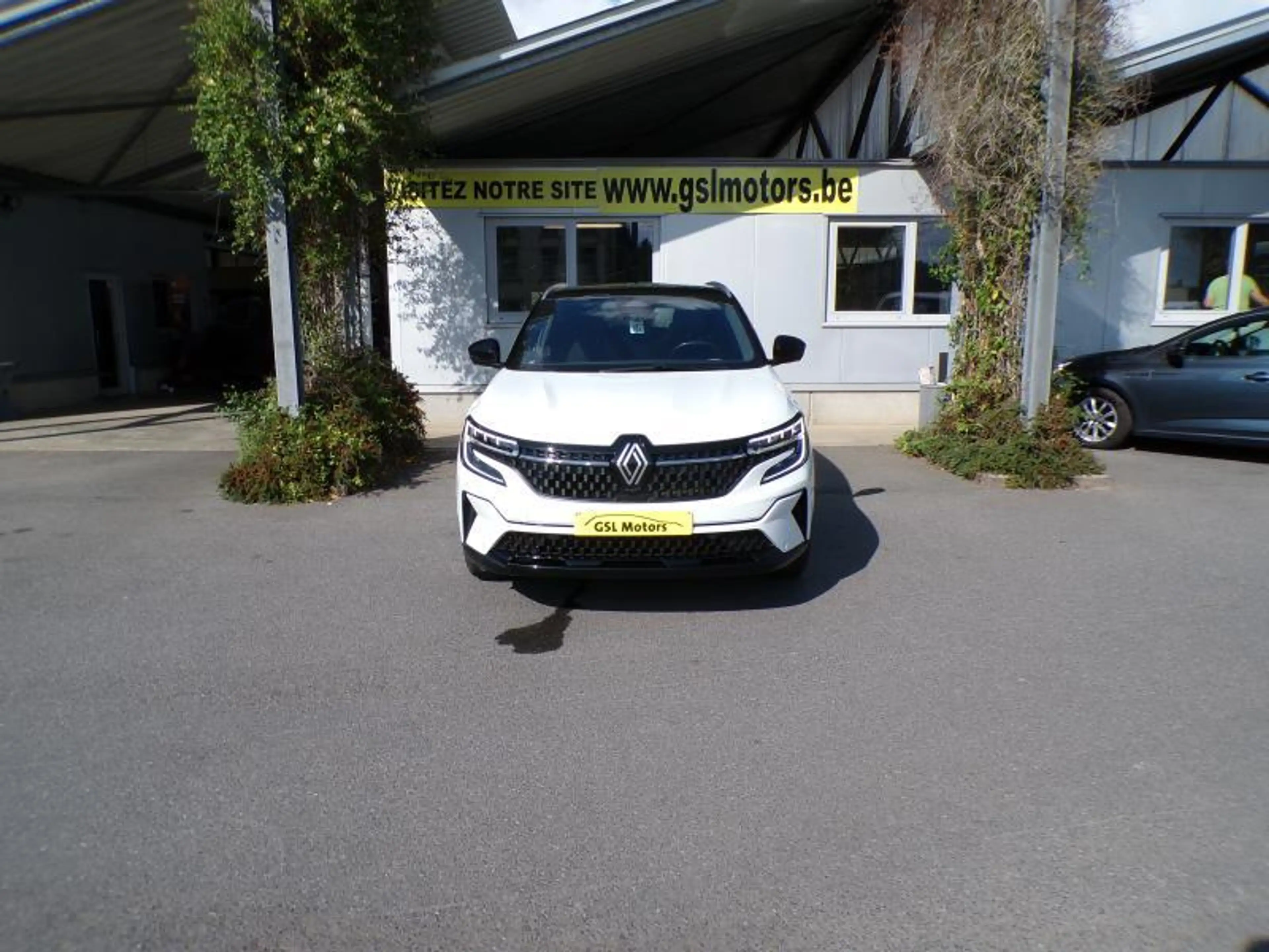 Renault Austral 1.2 200cv Automatique Hybride Blanc 05/24 65231km — photo 2
