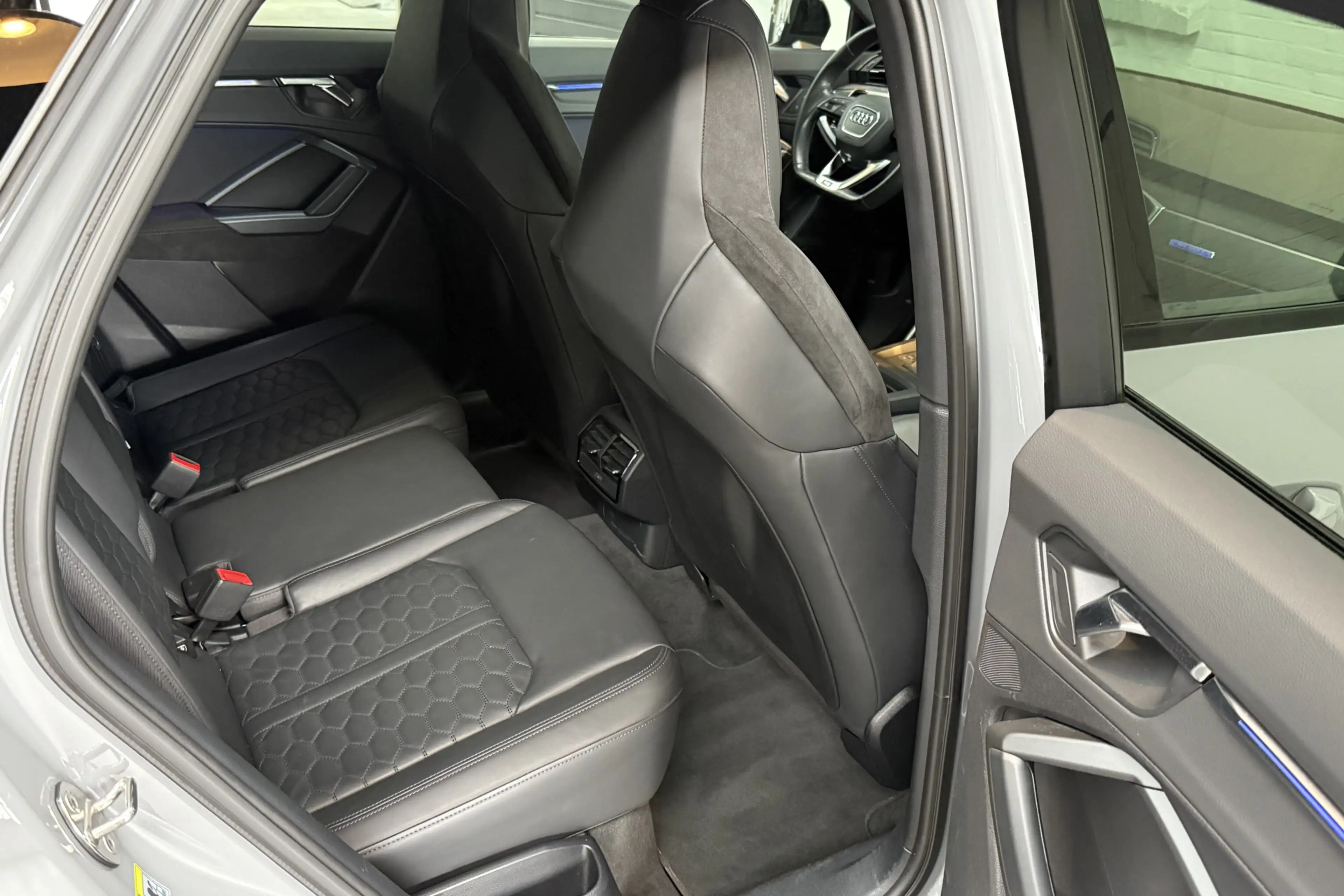 Audi RS Q3 Sportback TFSI 400pk PANO - B&O - Elek achterklep — photo 32