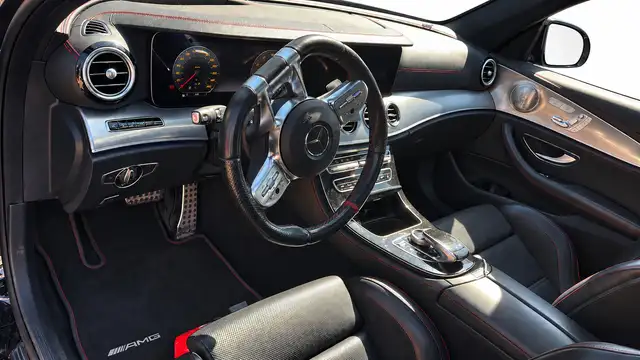 Mercedes-Benz E-Class view 2