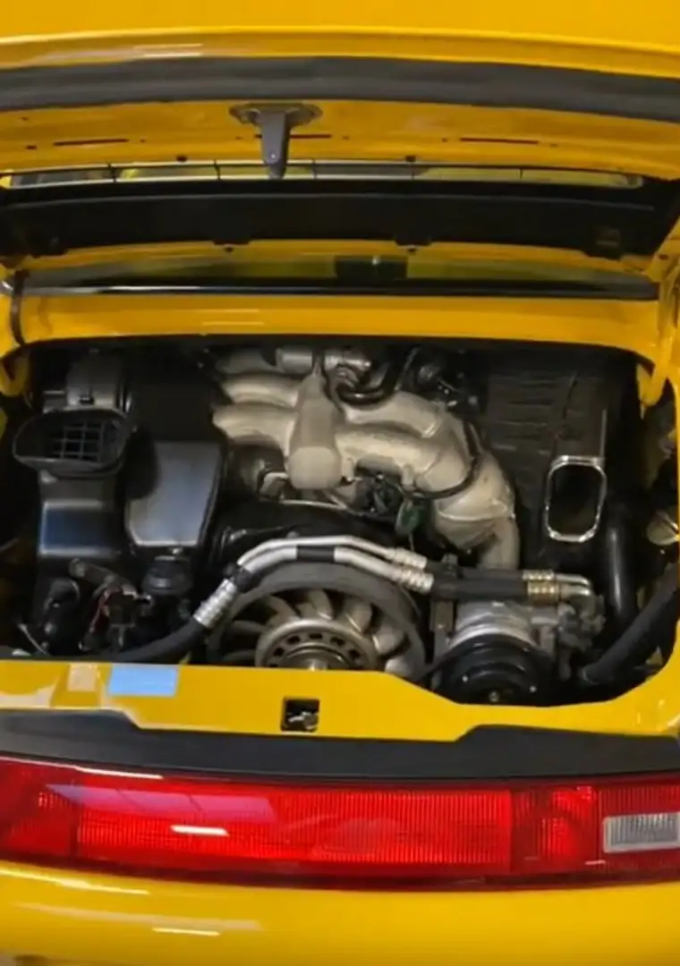 Porsche 993 Carrera RS 3.8 Coupe Jaune - 2