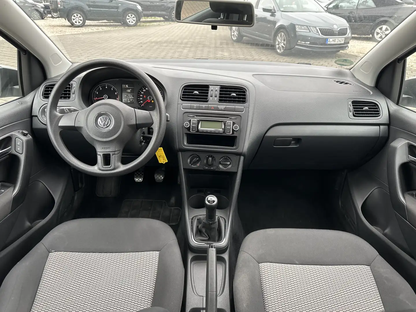 Volkswagen Polo V 1.2l 5 türig Trendline Klima*CD*el.FH*2.H Argent - 2