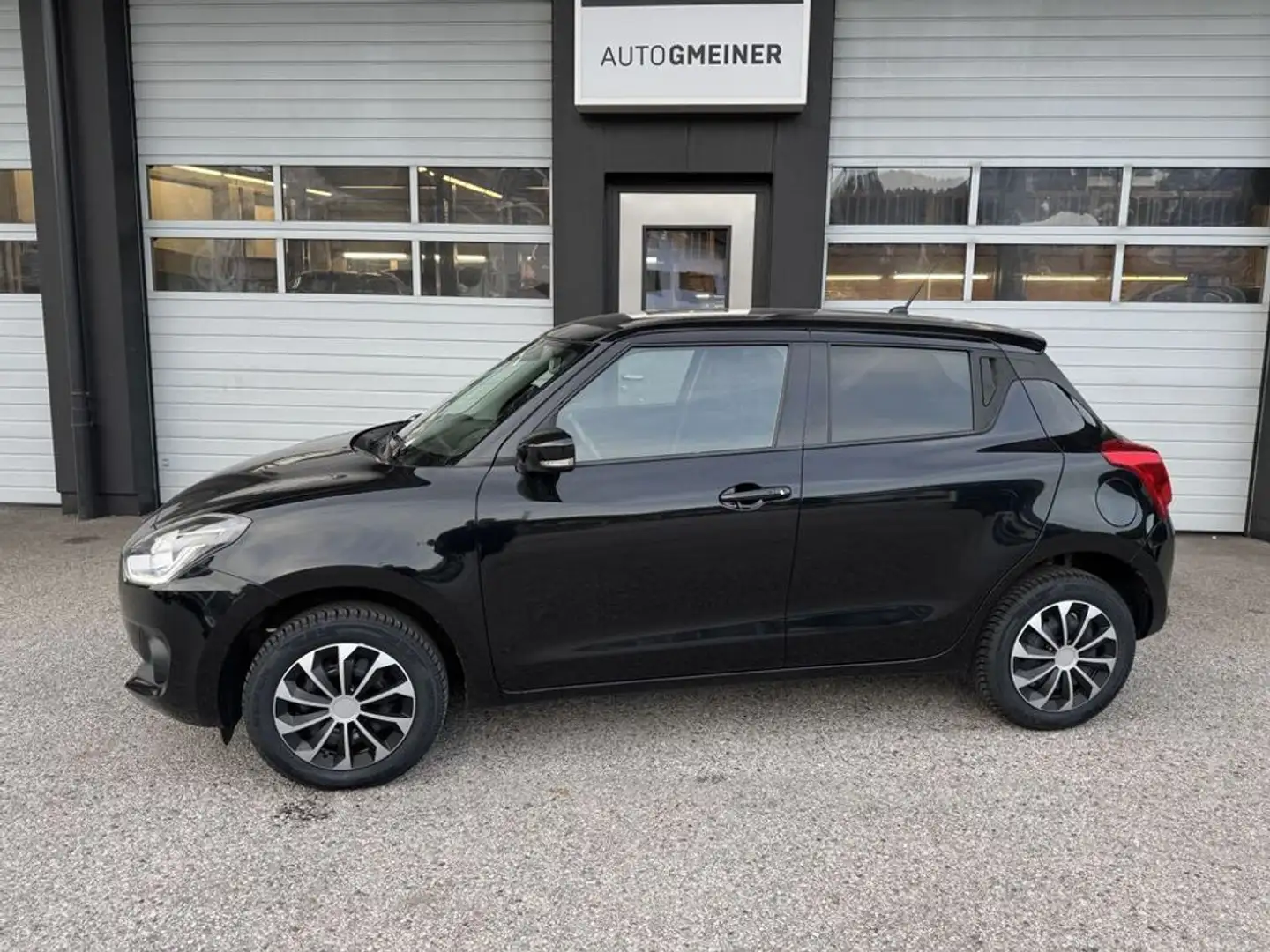 Suzuki Swift Flash *Allgrip*  NAVI* elektr. Klima* Schwarz - 2