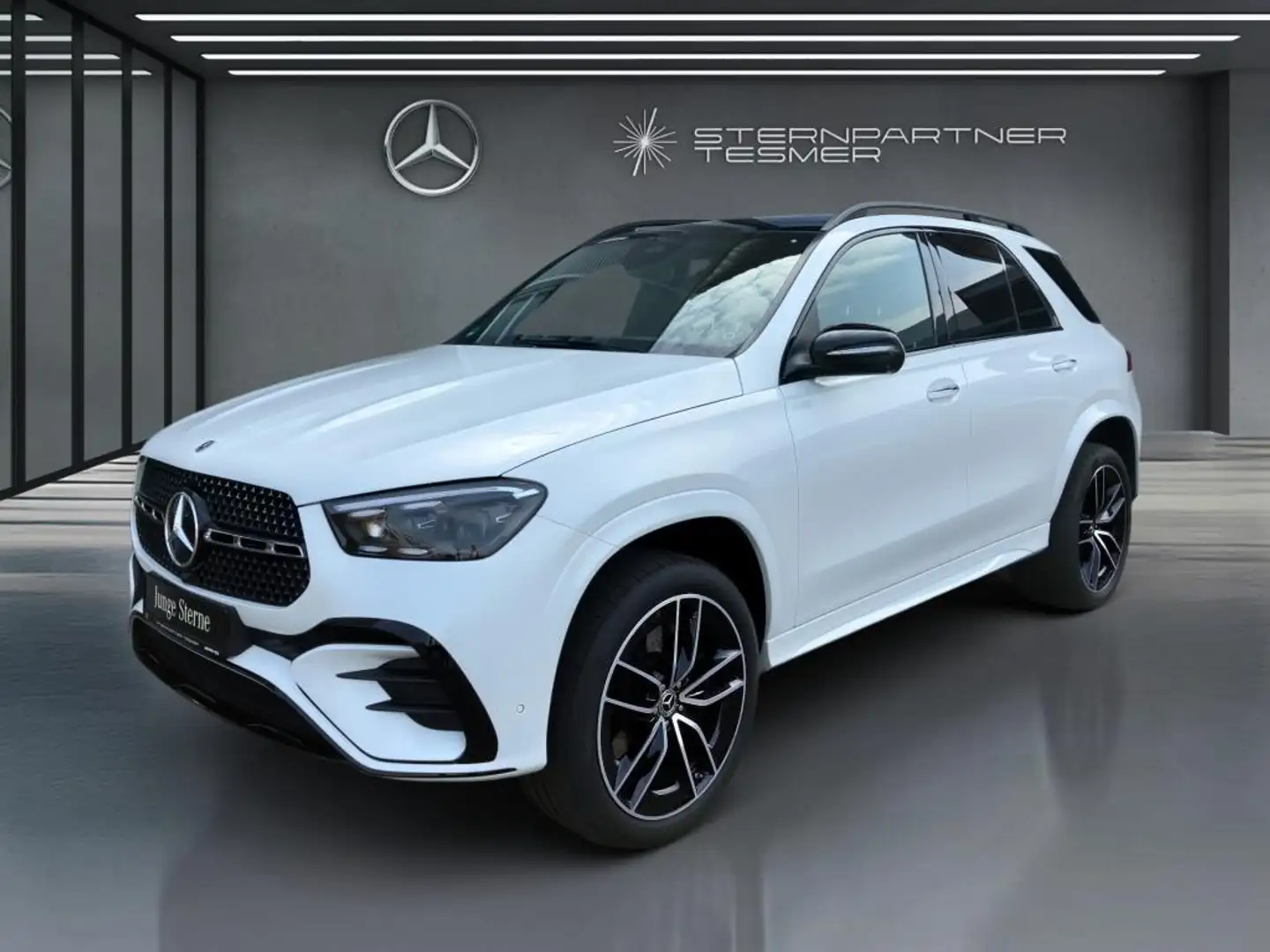 Mercedes-Benz GLE 580 4M AMG Night AHK StHz PANO Burm HuD AirB Weiß - 2