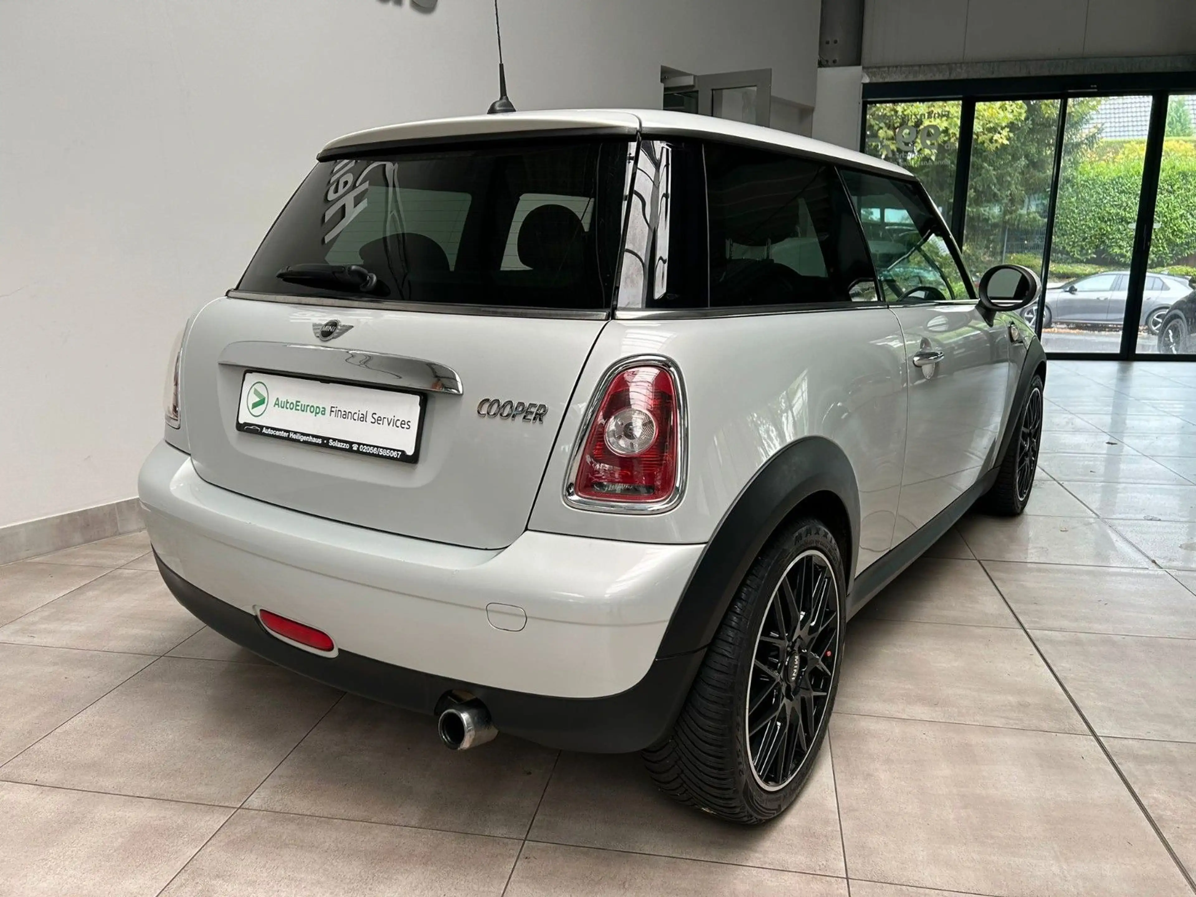 MINI Cooper 50 CAMDEN Bi-Xenon Klima Harman-Kardon — photo 3