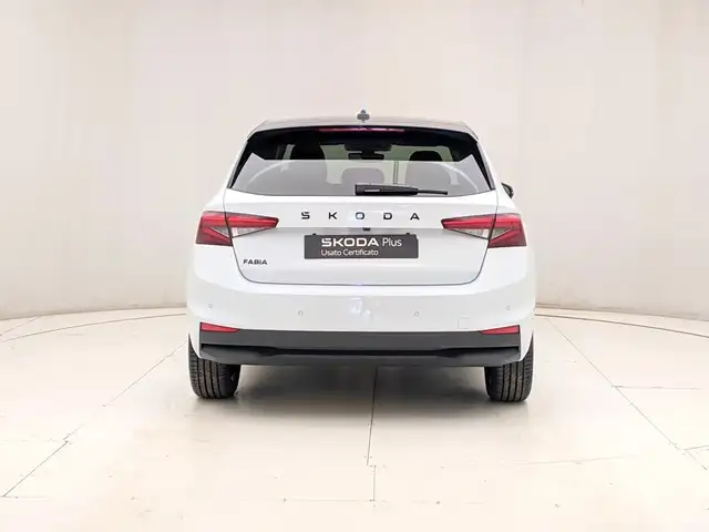 Skoda Fabia view 5