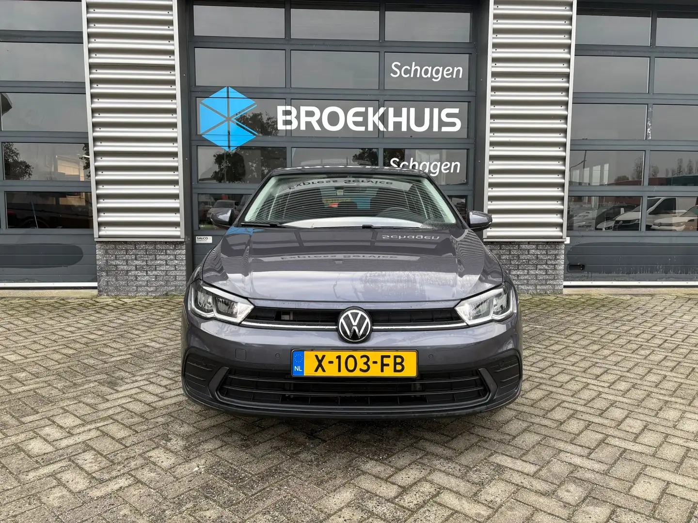 Volkswagen Polo 1.0 TSI 95 pk Life | Airco | Apple Carplay/Android Grijs - 2