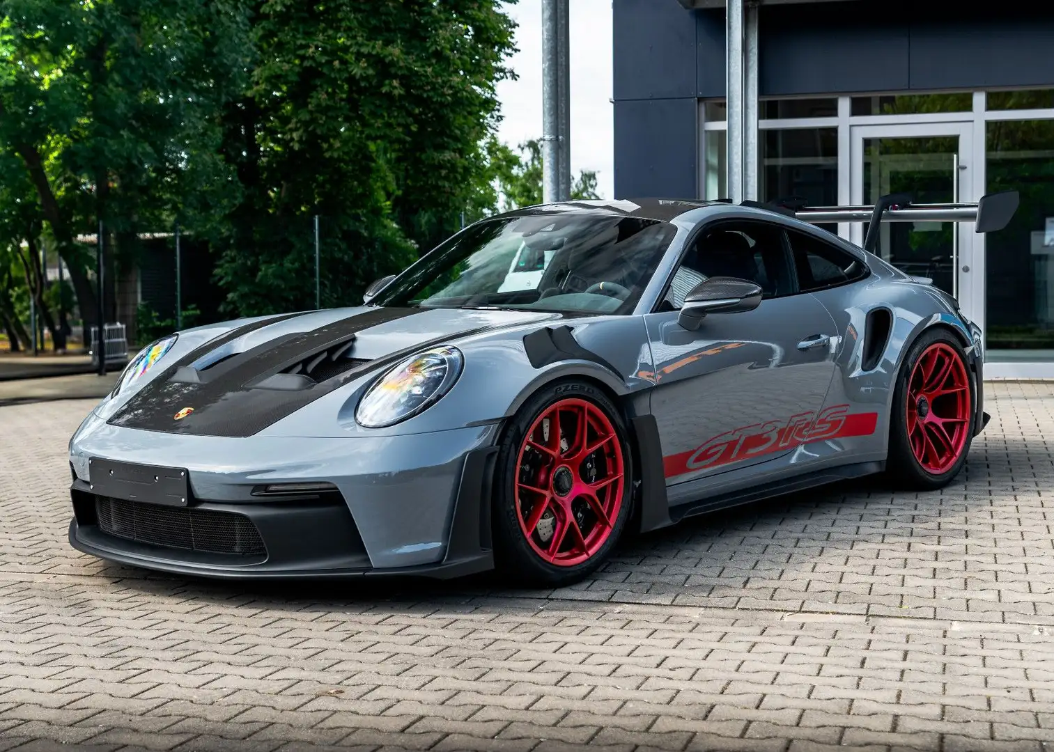 Porsche 992 911 GT3 RS Weissach / PCCB / Lift / Clubsport Grau - 1