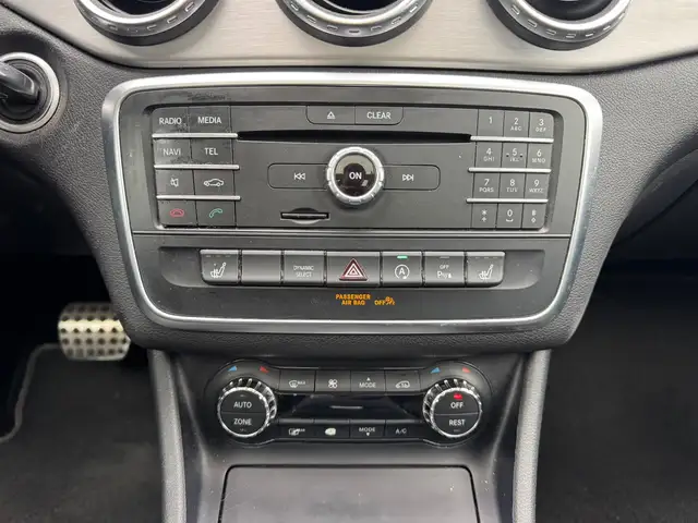 Mercedes-Benz Gla view 20
