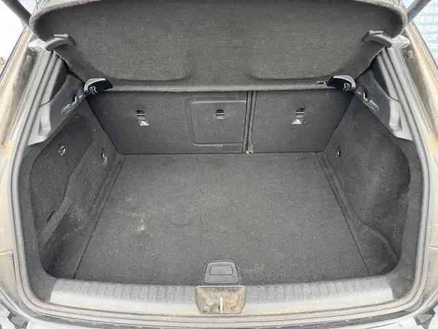 Mercedes-Benz Gla view 30