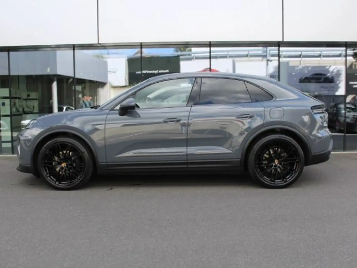 Porsche Macan 4 Grau - 2