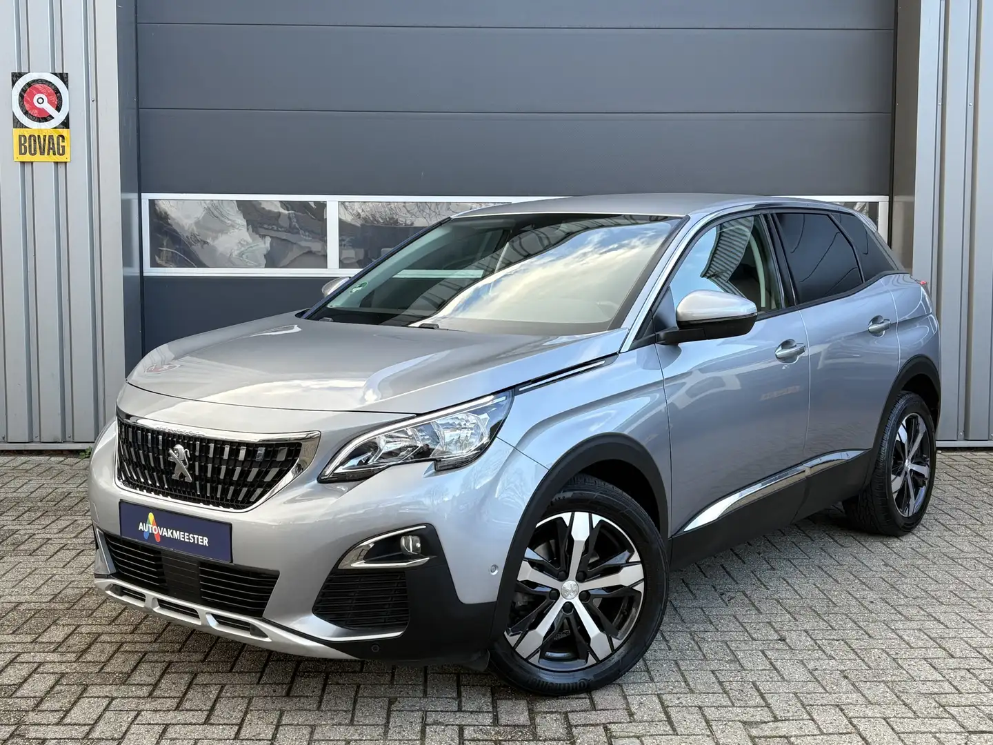 Peugeot 3008 1.6 PureTech Allure Automaat | Navi | Keyless | Ca Grijs - 1