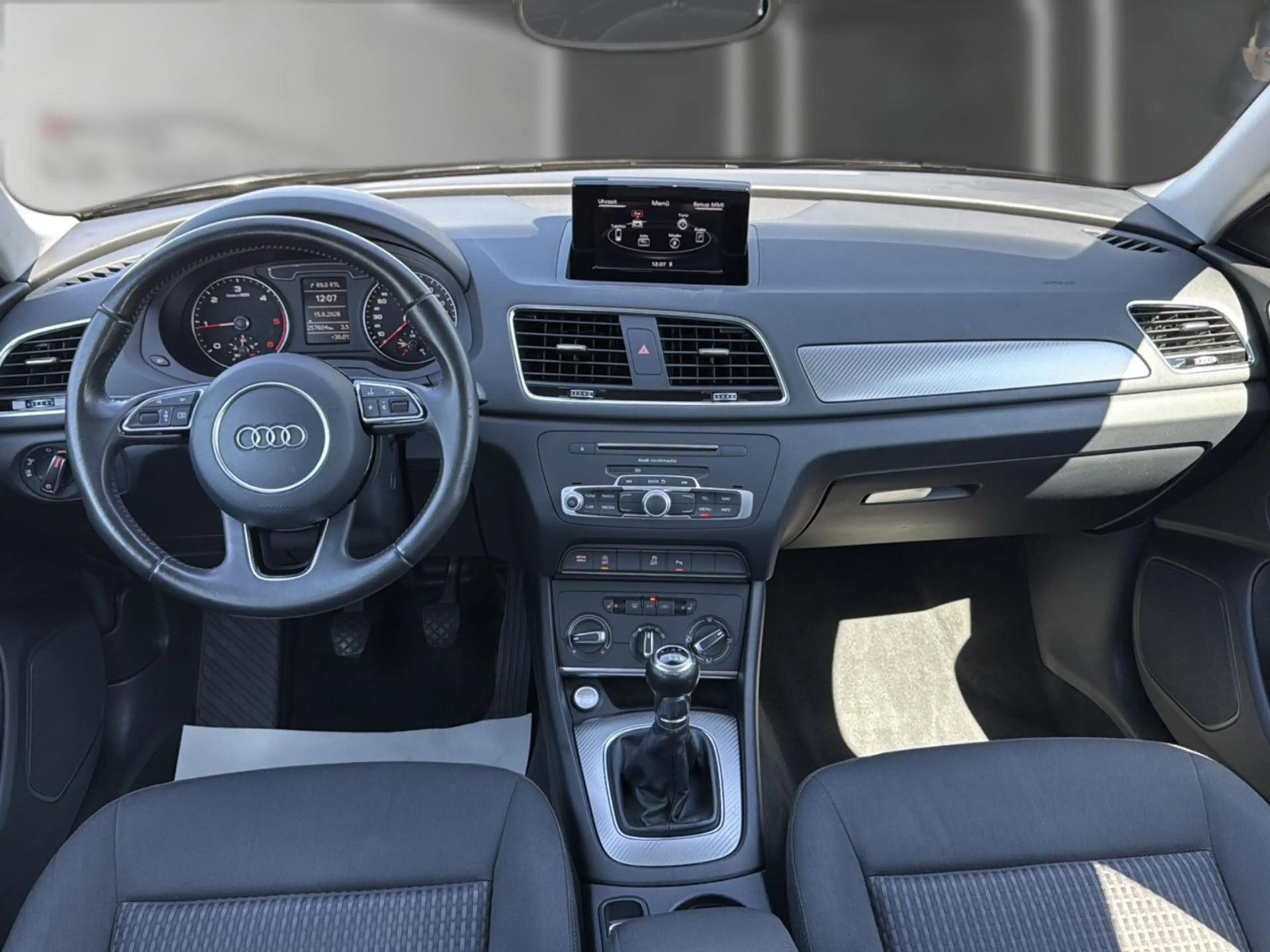 Audi Q3 2.0TDI S-LINE ! FESTPREIS ! MATRIX-LED+1.HAND — photo 11