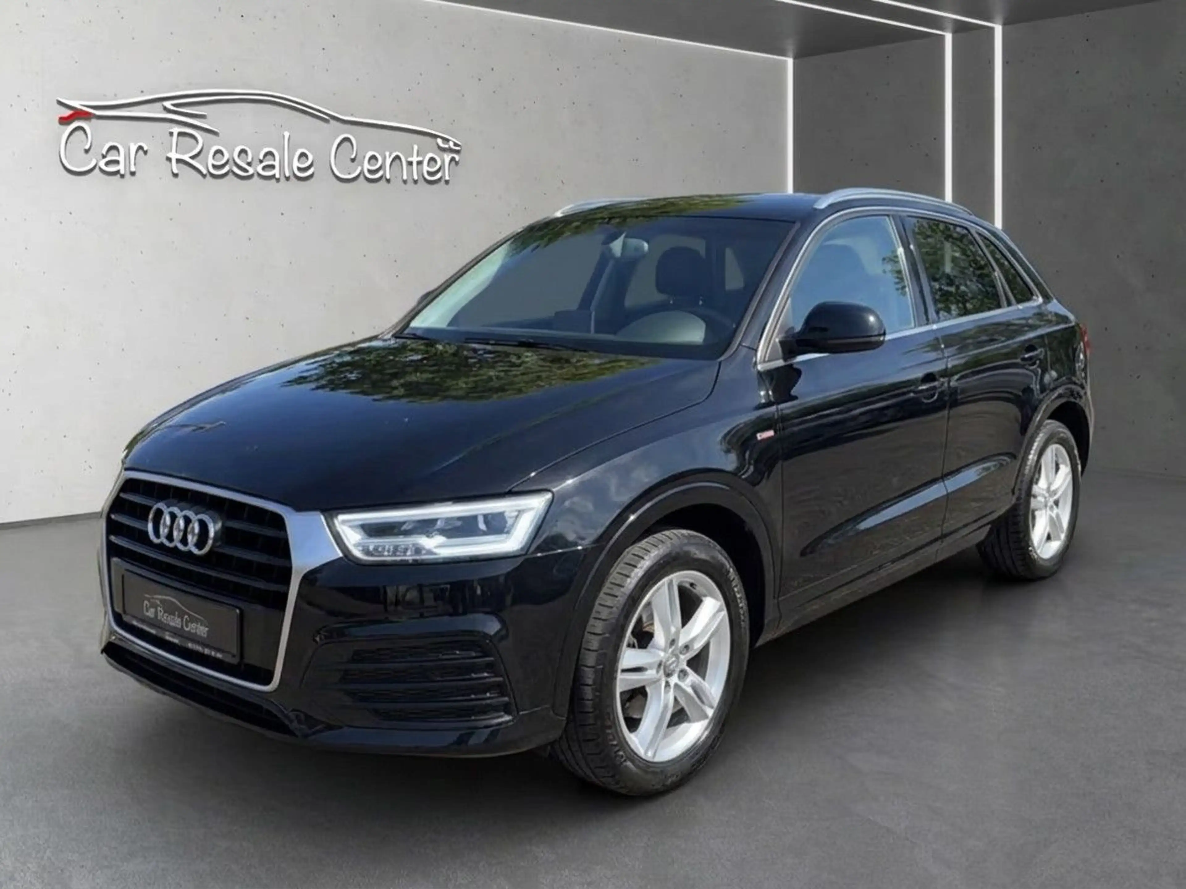 Audi Q3 2.0TDI S-LINE ! FESTPREIS ! MATRIX-LED+1.HAND