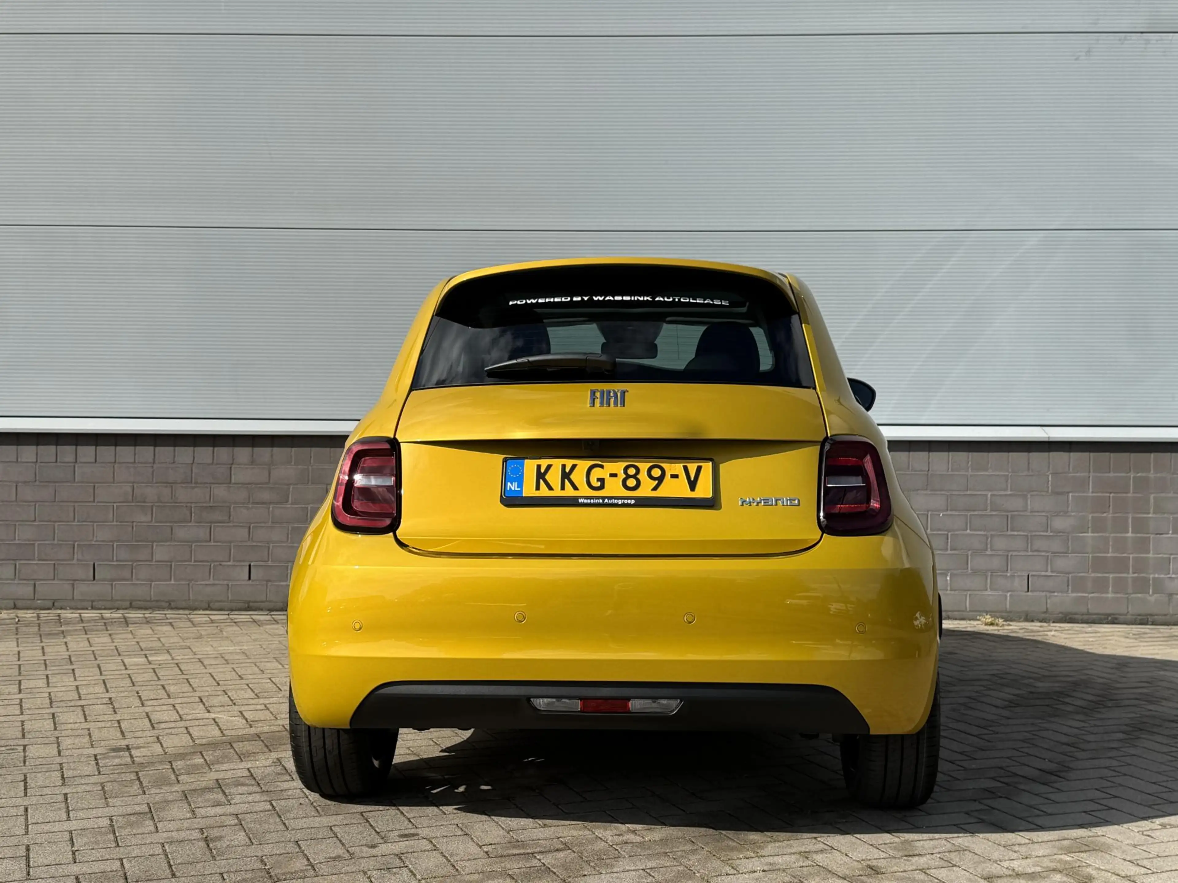 Fiat 500 1.0 Hybrid Torino Launch Edition Panoramadak — photo 5