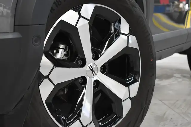 Dacia Duster view 7