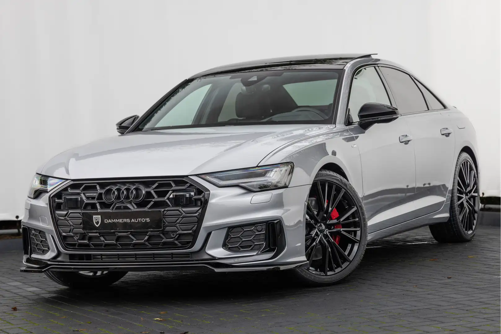 Audi A6 Limousine 55 TFSI-e 367pk Quattro S-line Pano B&O Argent - 1