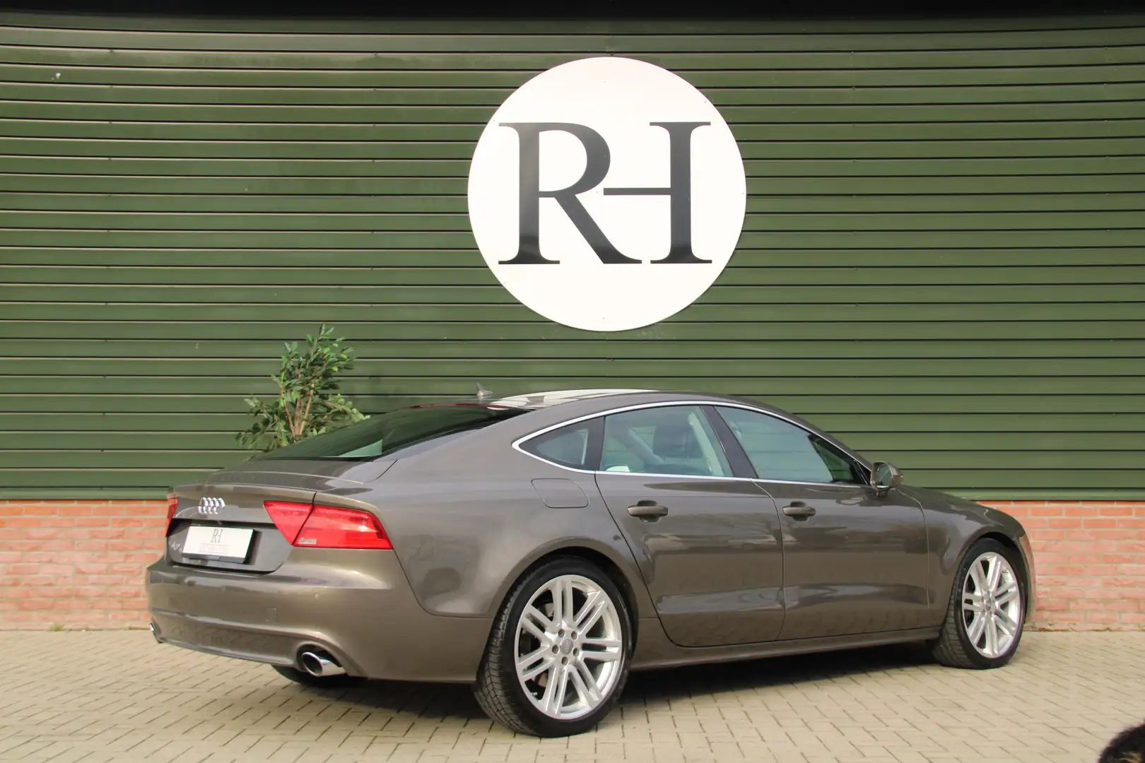 Audi A7 Sportback 3.0-V6 Quattro Automaat - Youngtimer! Gris - 2