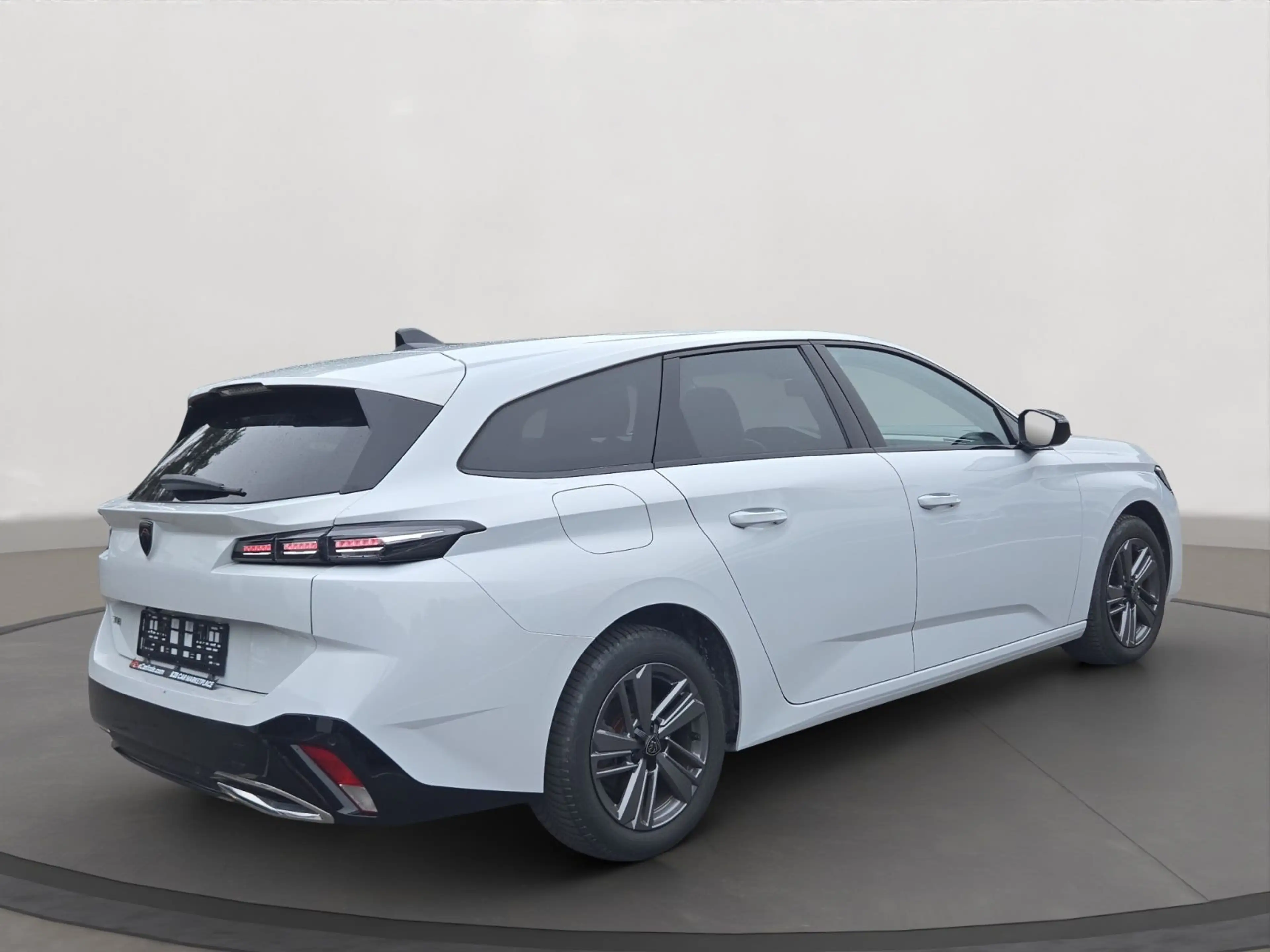 Peugeot 308 SW Allure Virtual7Kam+2xPDC/T-Leder/Navi++++ — photo 6