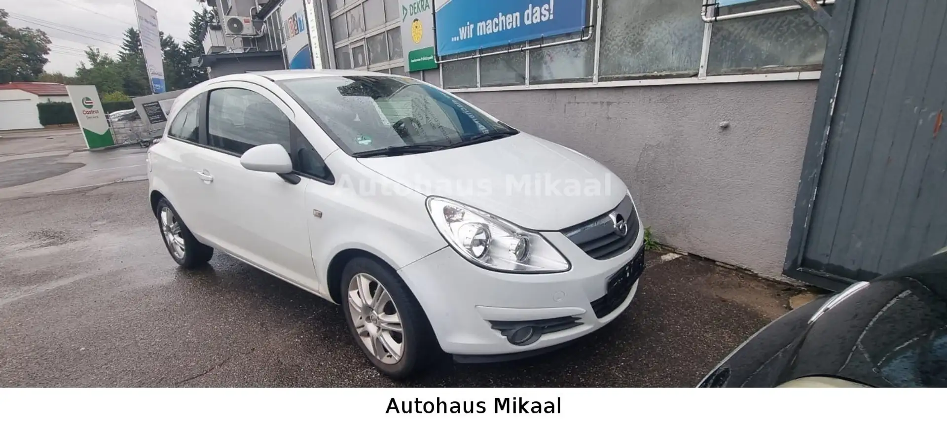 Opel Corsa Wit - 1