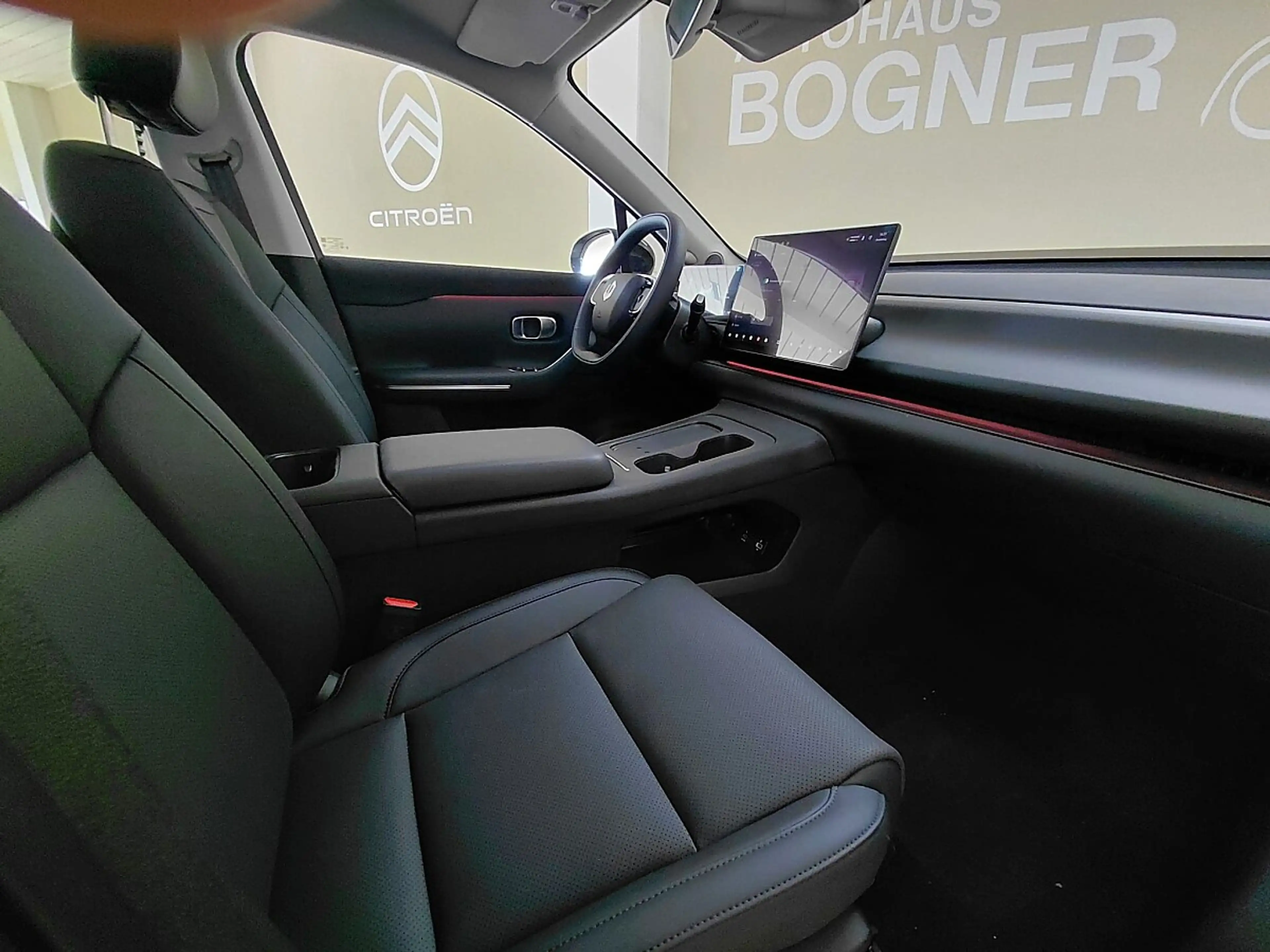 Leapmotor C10 Elektro 69,9kWh Design Pro — photo 8